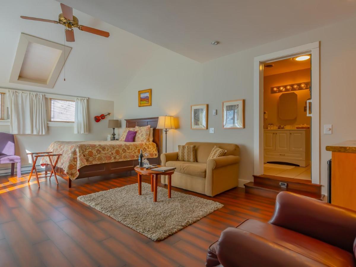 Shaker Mill Inn West Stockbridge Экстерьер фото