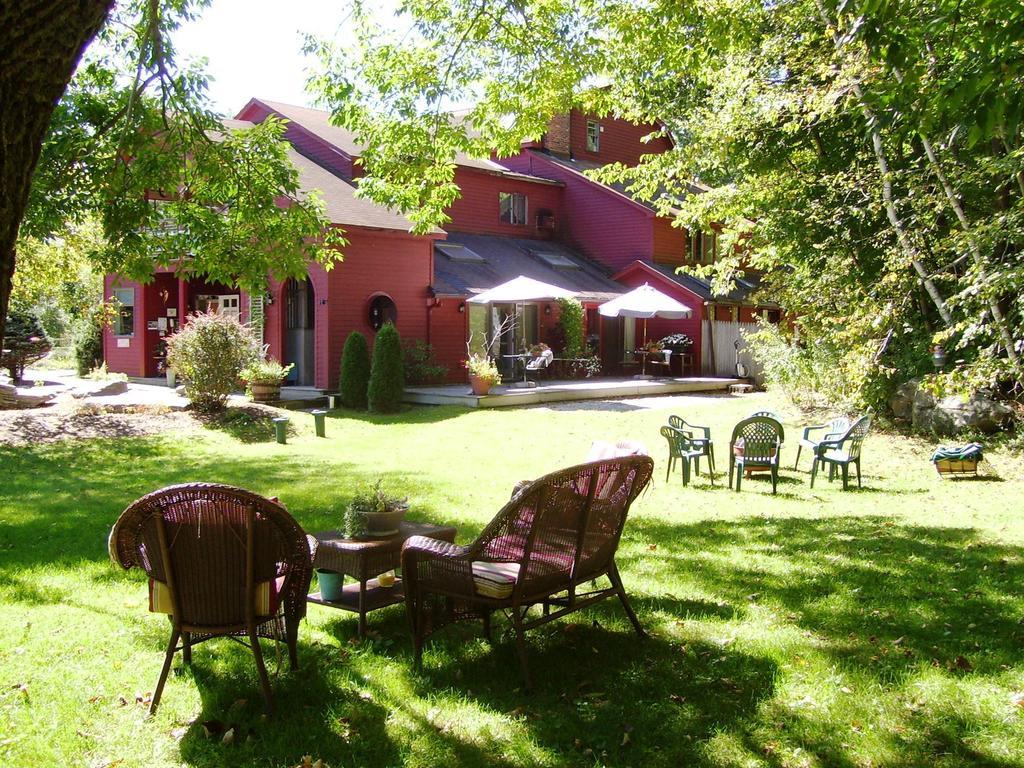 Shaker Mill Inn West Stockbridge Экстерьер фото